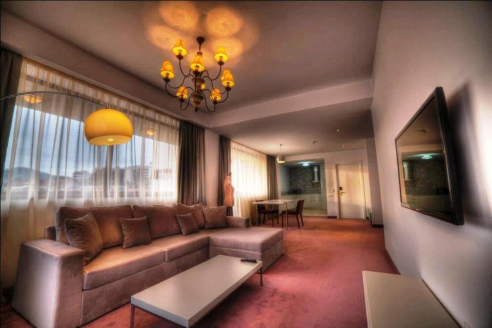 Apart Hotel Vlad Tepes Brasov Luaran gambar