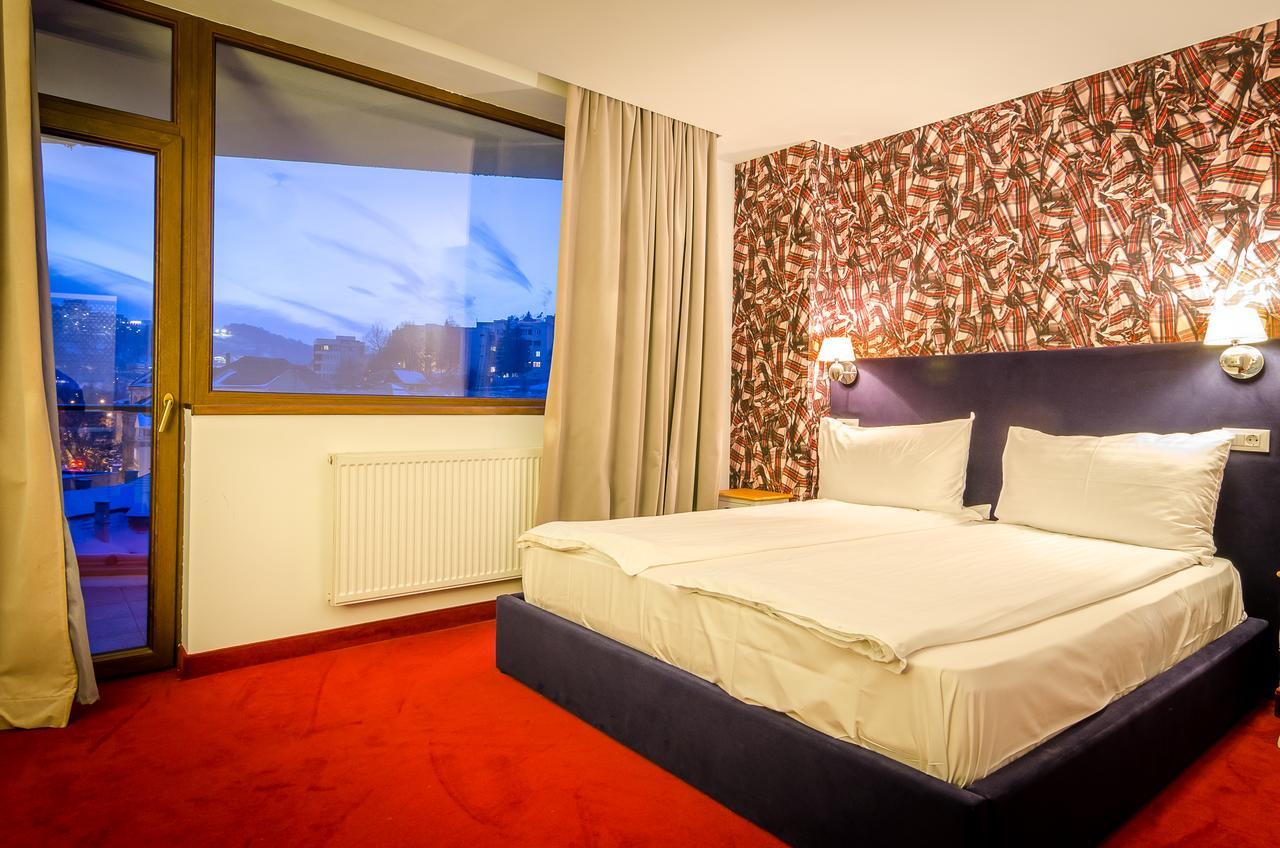 Apart Hotel Vlad Tepes Brasov Luaran gambar