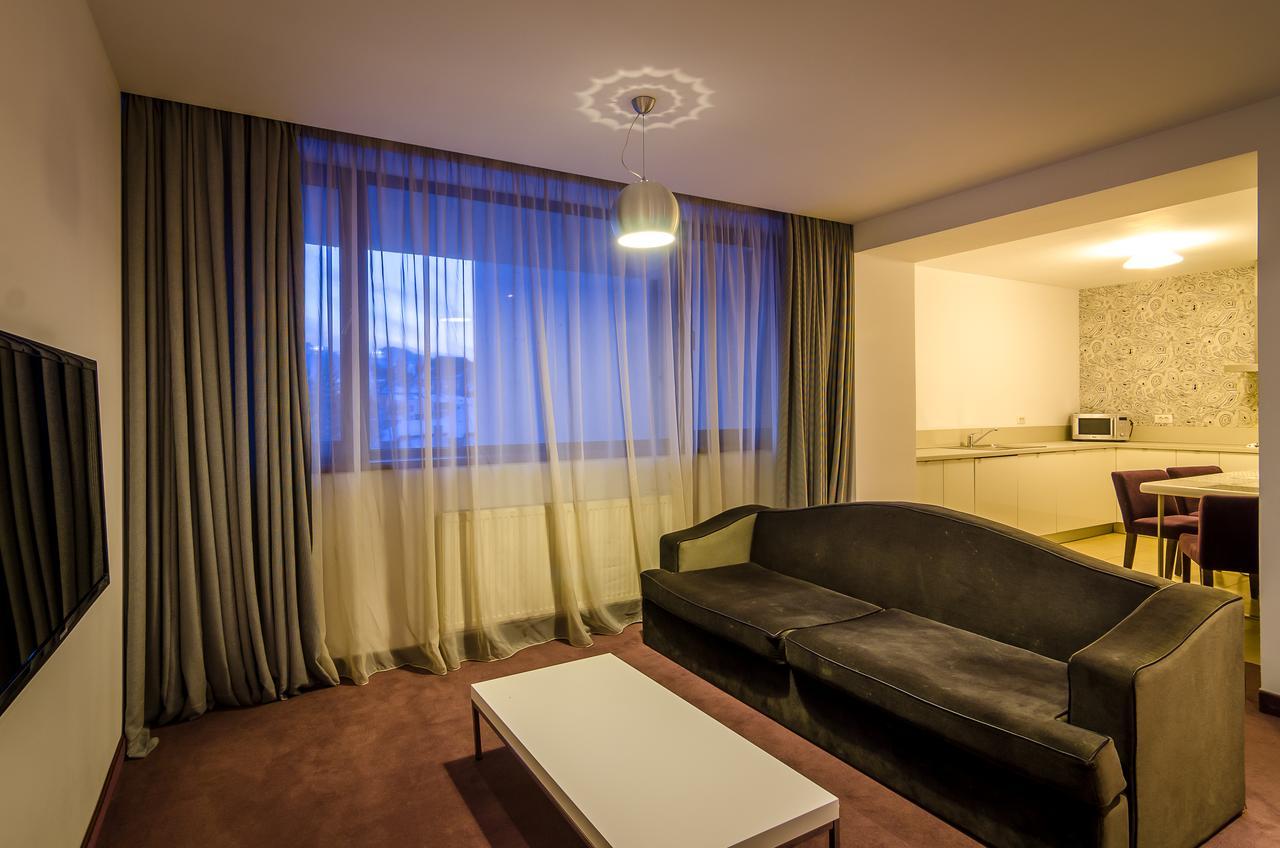 Apart Hotel Vlad Tepes Brasov Luaran gambar